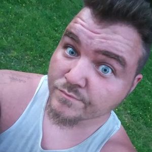 Meet your Posher, Johnathan